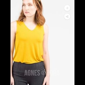 Agnes & Dora XL Sunflower V-Neck Essential Tank